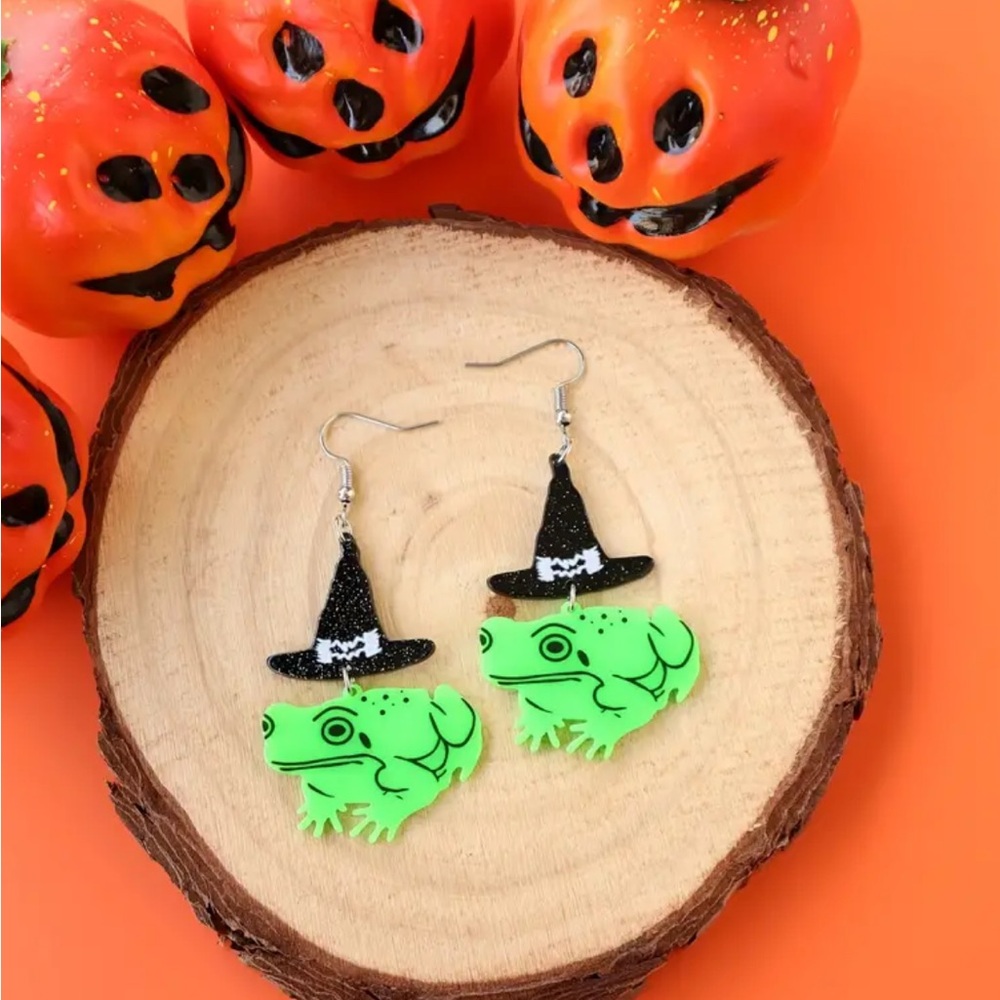 Halloween Black Hat Frog Dangle Earrings